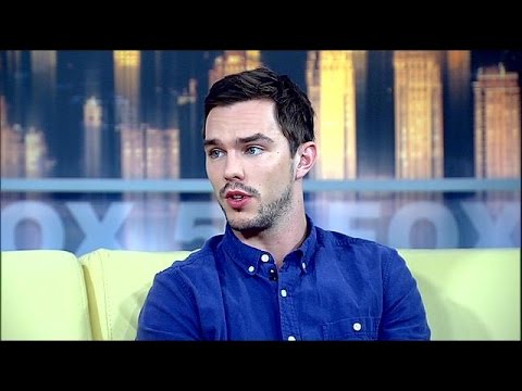 Hoult addresses Lawrence naked pics